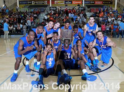 Thumbnail 3 in Central Catholic vs. St. Joseph Notre Dame (CIF NorCal Regional D5 Final) photogallery.
