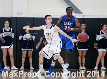 Thumbnail 3 in Central Catholic vs. St. Joseph Notre Dame (CIF NorCal Regional D5 Final) photogallery.