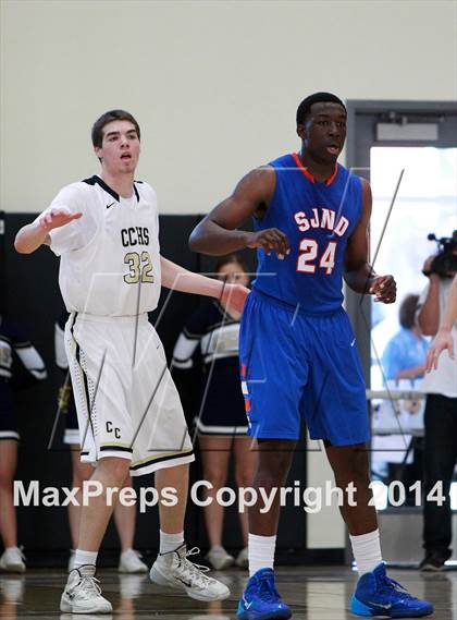 Thumbnail 2 in Central Catholic vs. St. Joseph Notre Dame (CIF NorCal Regional D5 Final) photogallery.