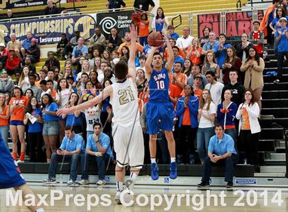 Thumbnail 1 in Central Catholic vs. St. Joseph Notre Dame (CIF NorCal Regional D5 Final) photogallery.
