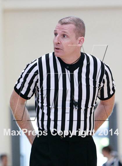 Thumbnail 2 in Central Catholic vs. St. Joseph Notre Dame (CIF NorCal Regional D5 Final) photogallery.