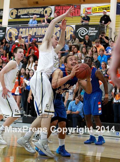 Thumbnail 1 in Central Catholic vs. St. Joseph Notre Dame (CIF NorCal Regional D5 Final) photogallery.
