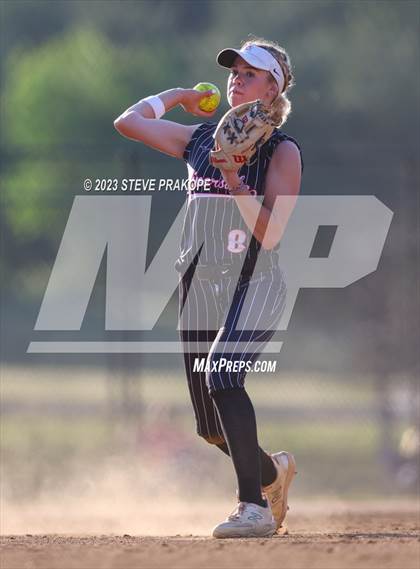 Thumbnail 1 in Riverside @ Woodgrove (VHSL Class 5 Region D Region Final) photogallery.