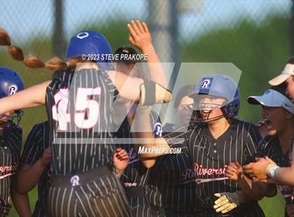 Thumbnail 2 in Riverside @ Woodgrove (VHSL Class 5 Region D Region Final) photogallery.