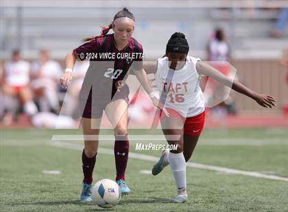 Thumbnail 1 in Round Rock vs. Taft (UIL 6A Soccer Regional Semifinal) photogallery.