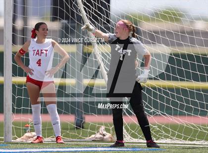Thumbnail 3 in Round Rock vs. Taft (UIL 6A Soccer Regional Semifinal) photogallery.