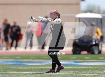 Thumbnail 3 in Round Rock vs. Taft (UIL 6A Soccer Regional Semifinal) photogallery.