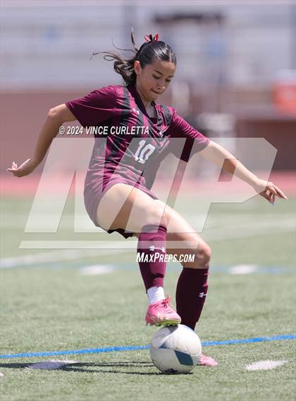 Thumbnail 1 in Round Rock vs. Taft (UIL 6A Soccer Regional Semifinal) photogallery.