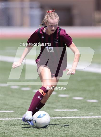 Thumbnail 2 in Round Rock vs. Taft (UIL 6A Soccer Regional Semifinal) photogallery.