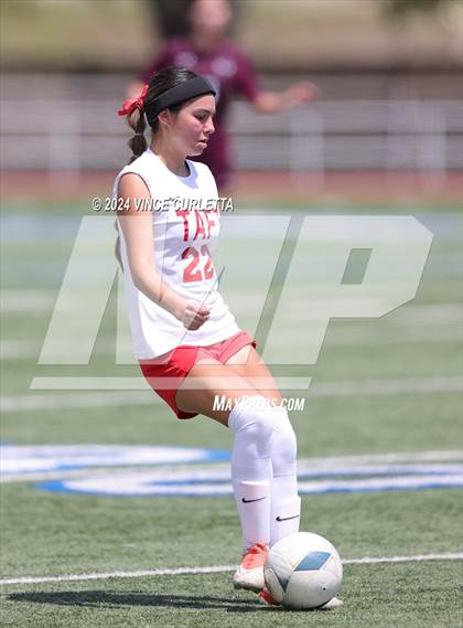 Thumbnail 2 in Round Rock vs. Taft (UIL 6A Soccer Regional Semifinal) photogallery.