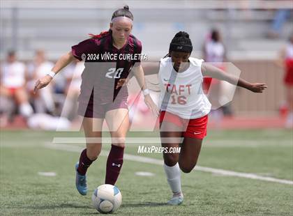 Thumbnail 2 in Round Rock vs. Taft (UIL 6A Soccer Regional Semifinal) photogallery.