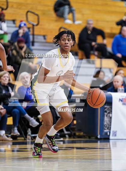 Thumbnail 1 in Calvary Christian Academy vs. Roselle Catholic (Metro Classic) photogallery.