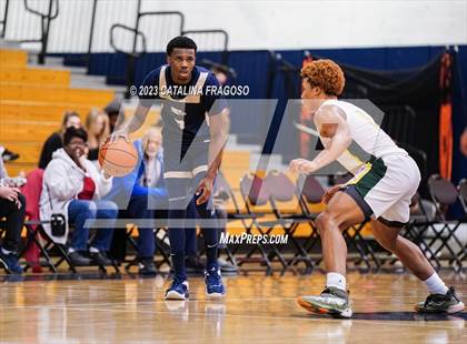 Thumbnail 3 in Calvary Christian Academy vs. Roselle Catholic (Metro Classic) photogallery.