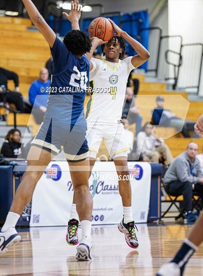 Thumbnail 2 in Calvary Christian Academy vs. Roselle Catholic (Metro Classic) photogallery.