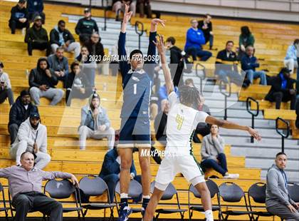 Thumbnail 1 in Calvary Christian Academy vs. Roselle Catholic (Metro Classic) photogallery.