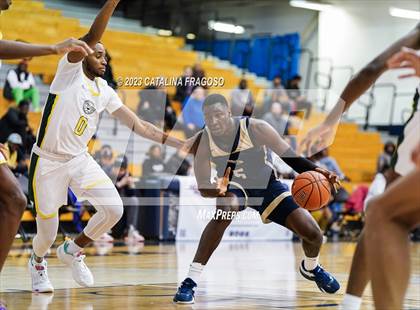 Thumbnail 1 in Calvary Christian Academy vs. Roselle Catholic (Metro Classic) photogallery.