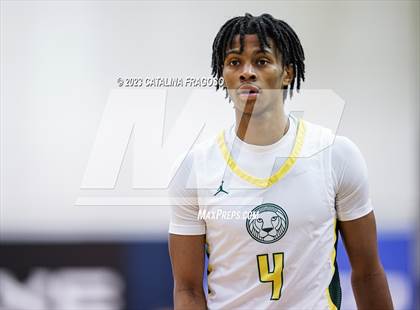 Thumbnail 1 in Calvary Christian Academy vs. Roselle Catholic (Metro Classic) photogallery.