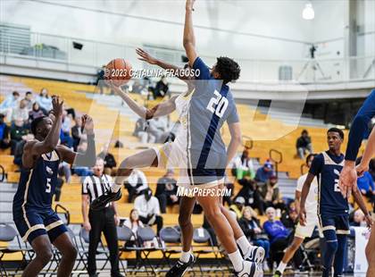 Thumbnail 3 in Calvary Christian Academy vs. Roselle Catholic (Metro Classic) photogallery.