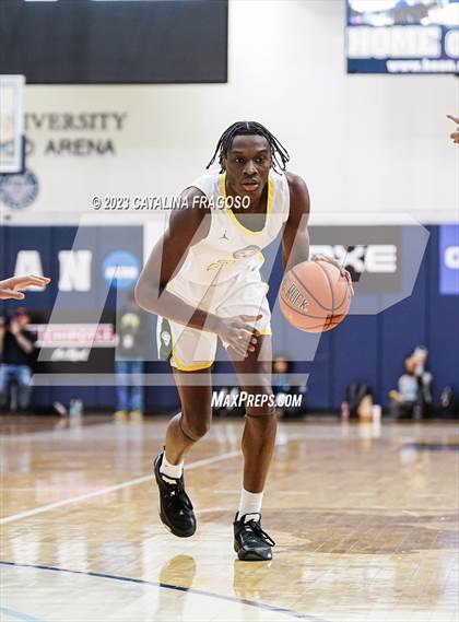 Thumbnail 1 in Calvary Christian Academy vs. Roselle Catholic (Metro Classic) photogallery.