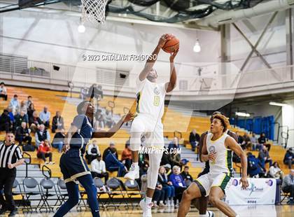 Thumbnail 1 in Calvary Christian Academy vs. Roselle Catholic (Metro Classic) photogallery.