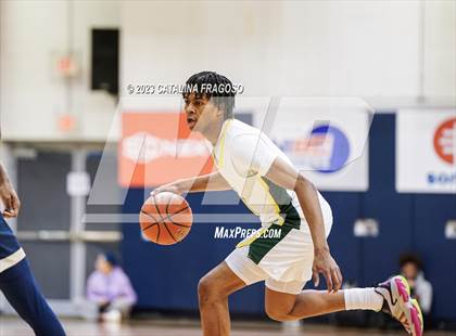 Thumbnail 1 in Calvary Christian Academy vs. Roselle Catholic (Metro Classic) photogallery.