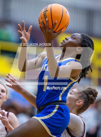 Thumbnail 1 in Lake View vs Lumberton (Robeson County Shootout) photogallery.