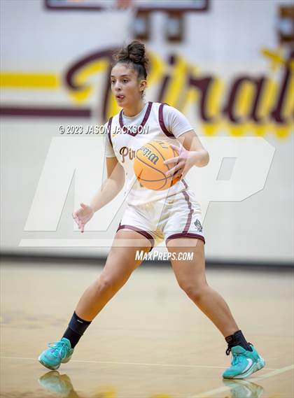 Thumbnail 3 in Lake View vs Lumberton (Robeson County Shootout) photogallery.