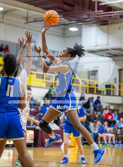 Thumbnail 1 in Lake View vs Lumberton (Robeson County Shootout) photogallery.