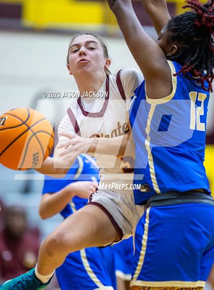 Thumbnail 2 in Lake View vs Lumberton (Robeson County Shootout) photogallery.