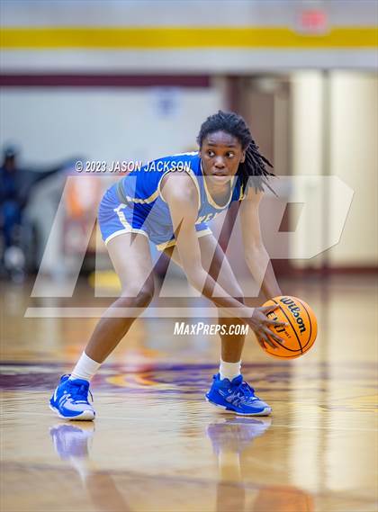 Thumbnail 1 in Lake View vs Lumberton (Robeson County Shootout) photogallery.