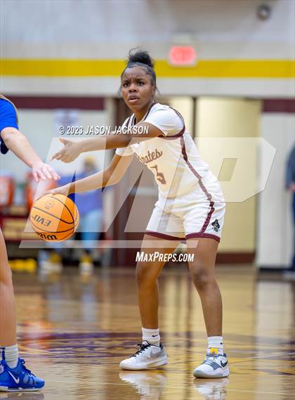 Thumbnail 2 in Lake View vs Lumberton (Robeson County Shootout) photogallery.