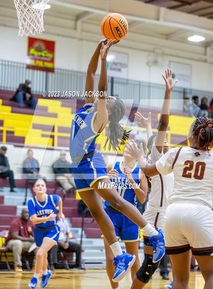 Thumbnail 2 in Lake View vs Lumberton (Robeson County Shootout) photogallery.