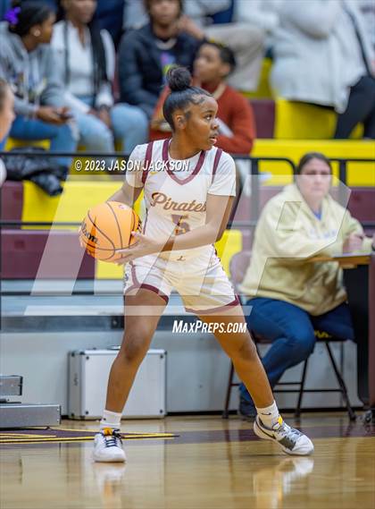 Thumbnail 1 in Lake View vs Lumberton (Robeson County Shootout) photogallery.