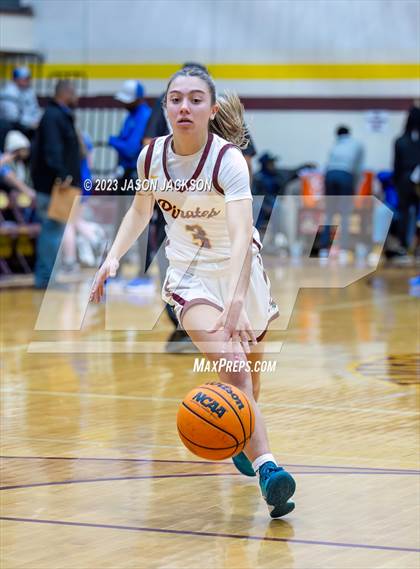 Thumbnail 3 in Lake View vs Lumberton (Robeson County Shootout) photogallery.