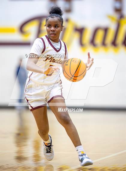 Thumbnail 1 in Lake View vs Lumberton (Robeson County Shootout) photogallery.
