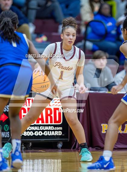 Thumbnail 3 in Lake View vs Lumberton (Robeson County Shootout) photogallery.