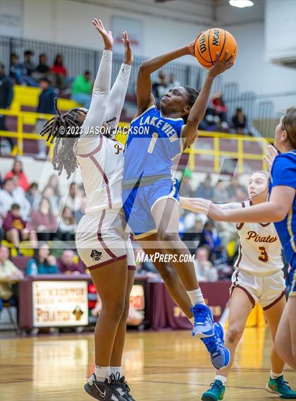 Thumbnail 1 in Lake View vs Lumberton (Robeson County Shootout) photogallery.