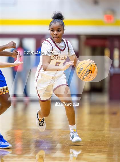 Thumbnail 3 in Lake View vs Lumberton (Robeson County Shootout) photogallery.