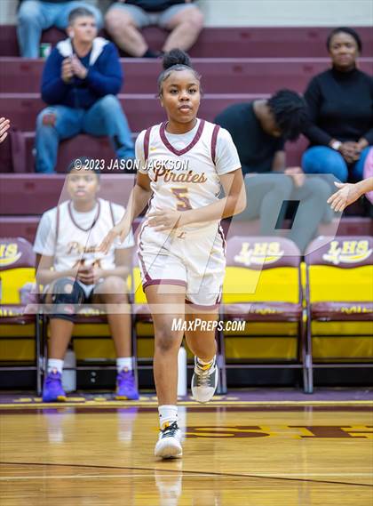 Thumbnail 2 in Lake View vs Lumberton (Robeson County Shootout) photogallery.