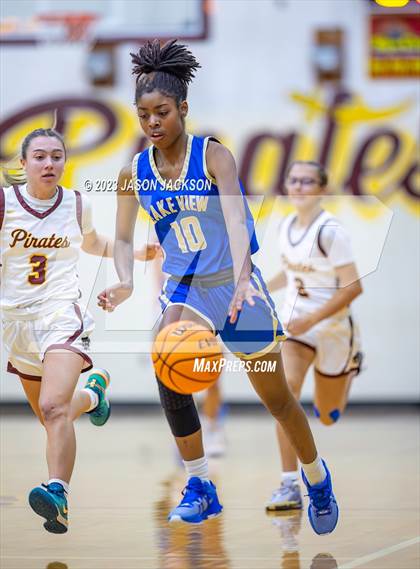 Thumbnail 2 in Lake View vs Lumberton (Robeson County Shootout) photogallery.