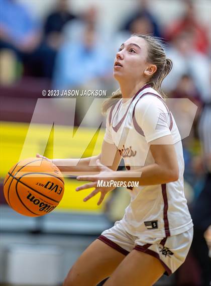 Thumbnail 1 in Lake View vs Lumberton (Robeson County Shootout) photogallery.