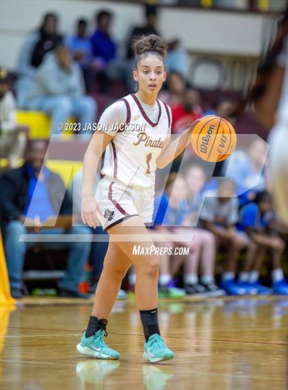 Thumbnail 3 in Lake View vs Lumberton (Robeson County Shootout) photogallery.