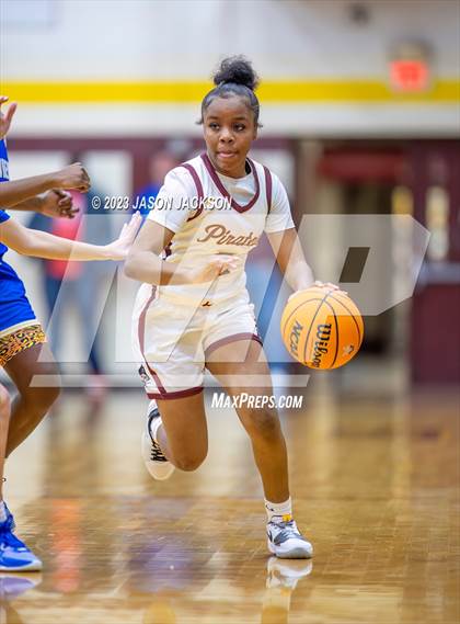 Thumbnail 1 in Lake View vs Lumberton (Robeson County Shootout) photogallery.