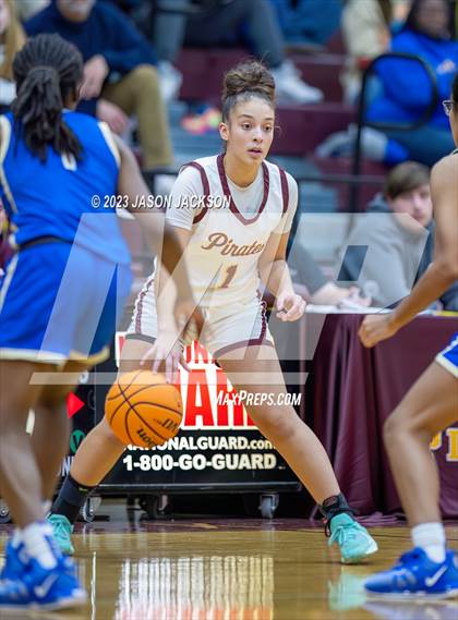 Thumbnail 1 in Lake View vs Lumberton (Robeson County Shootout) photogallery.