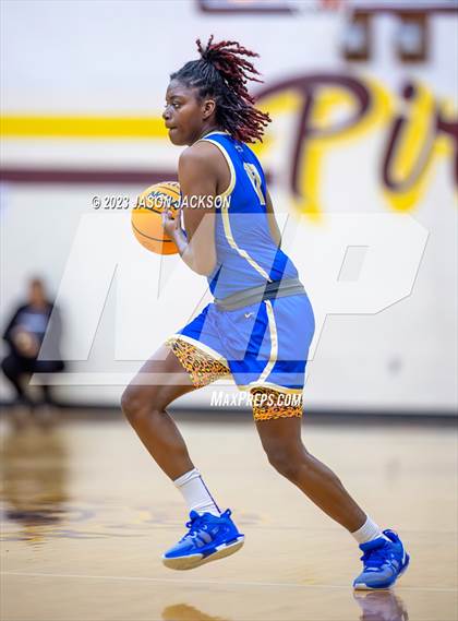 Thumbnail 3 in Lake View vs Lumberton (Robeson County Shootout) photogallery.