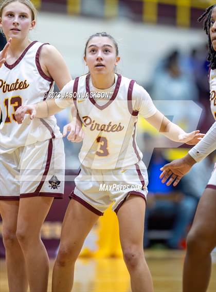Thumbnail 3 in Lake View vs Lumberton (Robeson County Shootout) photogallery.