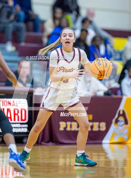 Thumbnail 2 in Lake View vs Lumberton (Robeson County Shootout) photogallery.