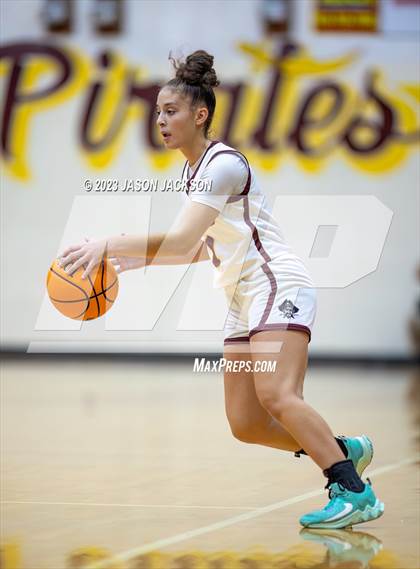 Thumbnail 1 in Lake View vs Lumberton (Robeson County Shootout) photogallery.