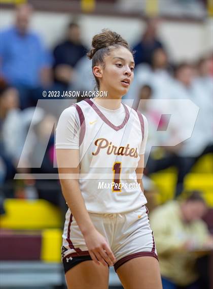 Thumbnail 1 in Lake View vs Lumberton (Robeson County Shootout) photogallery.