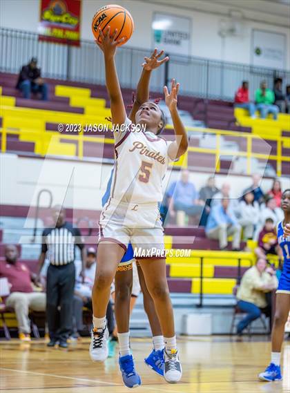 Thumbnail 1 in Lake View vs Lumberton (Robeson County Shootout) photogallery.